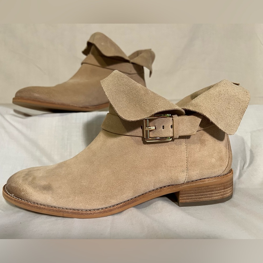 Michael Kors Jetset booties